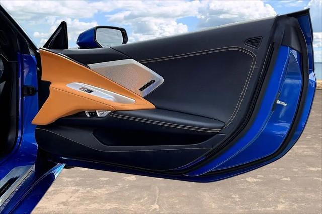 2023 Chevrolet Corvette Stingray RWD Convertible 2LT