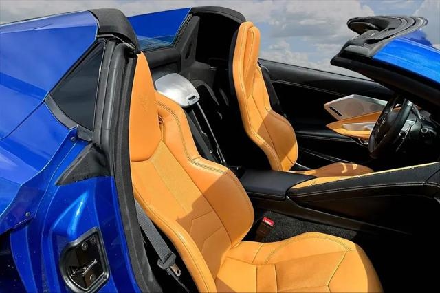 2023 Chevrolet Corvette Stingray RWD Convertible 2LT