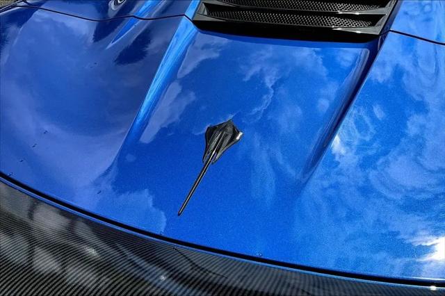 2023 Chevrolet Corvette Stingray RWD Convertible 2LT