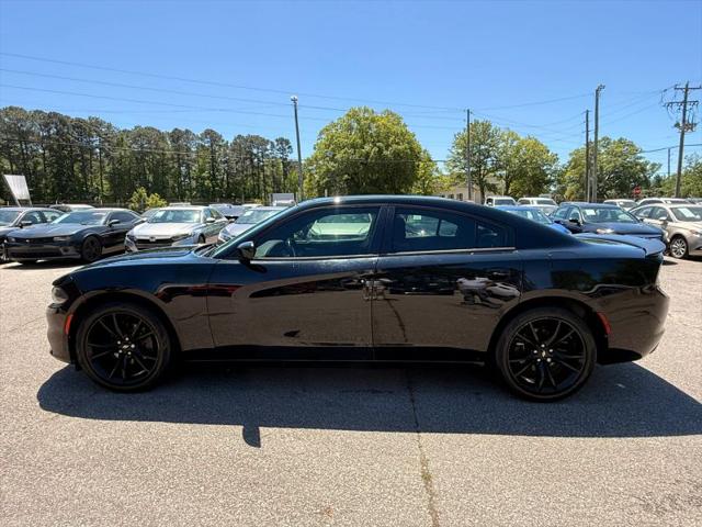 2017 Dodge Charger SE RWD