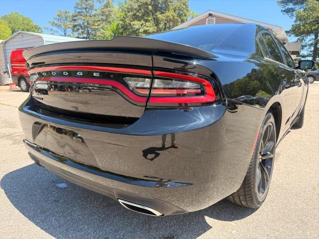 2017 Dodge Charger SE RWD