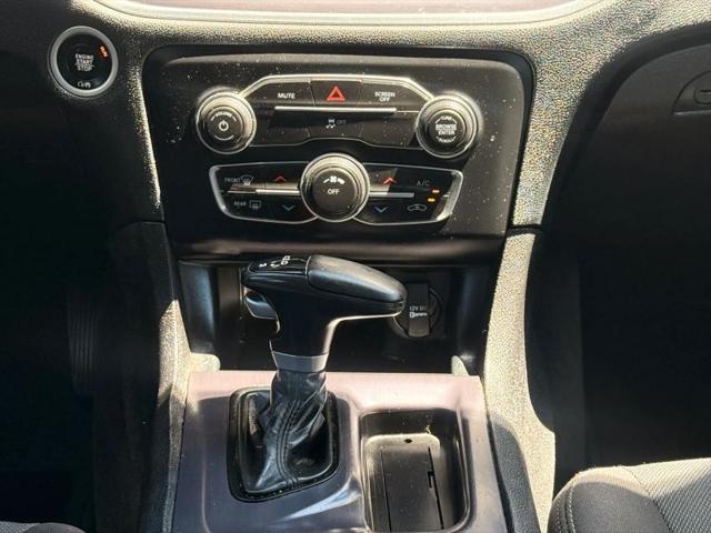 2017 Dodge Charger SE RWD