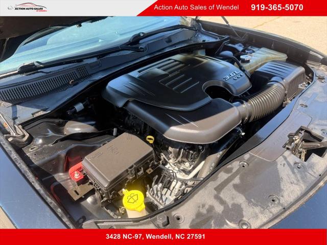 2017 Dodge Charger SE RWD