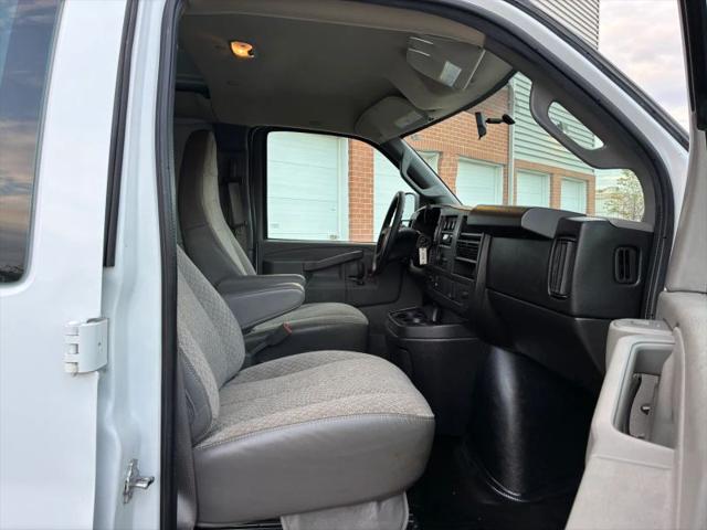 2016 GMC Savana 2500 Work Van