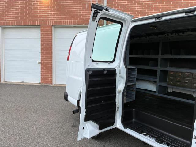 2016 GMC Savana 2500 Work Van