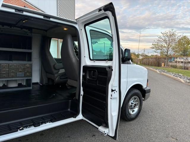 2016 GMC Savana 2500 Work Van