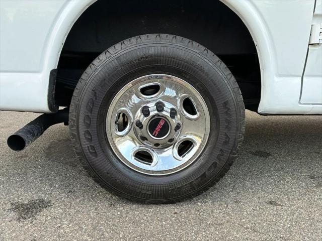 2016 GMC Savana 2500 Work Van