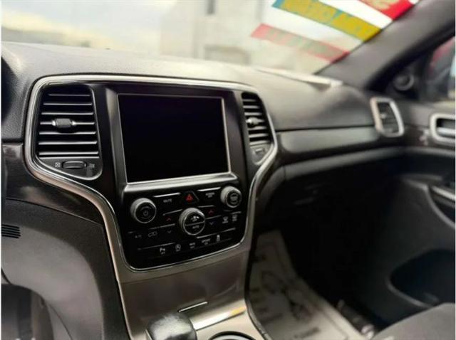 2018 Jeep Grand Cherokee Laredo E 4x2