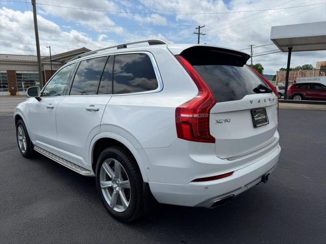2018 Volvo XC90 T6 Momentum