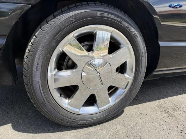 2003 Ford Thunderbird Base