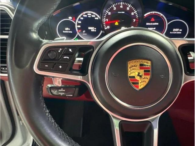 2023 Porsche Cayenne Platinum Edition