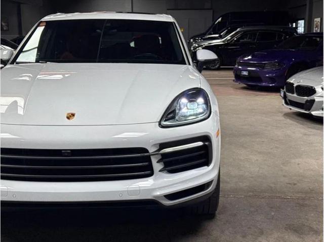 2023 Porsche Cayenne Platinum Edition