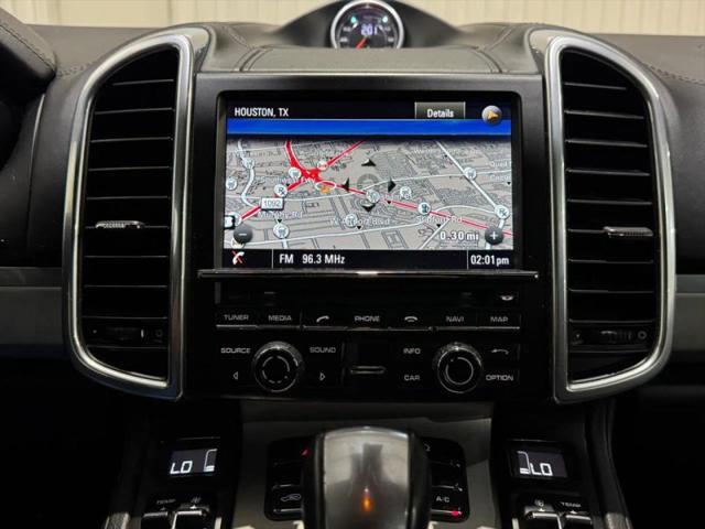 2014 Porsche Cayenne GTS