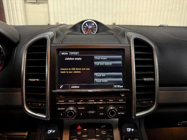2014 Porsche Cayenne GTS