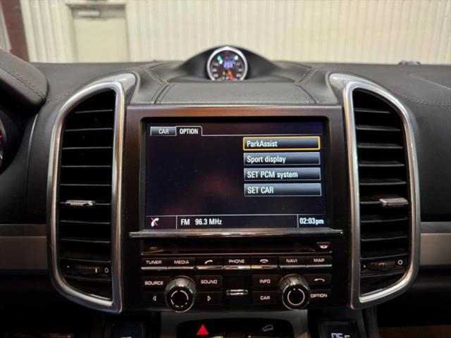2014 Porsche Cayenne GTS