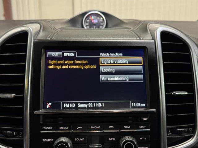 2014 Porsche Cayenne GTS