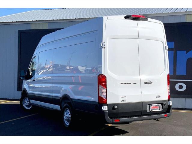2026 Ford Transit Cargo Van Base