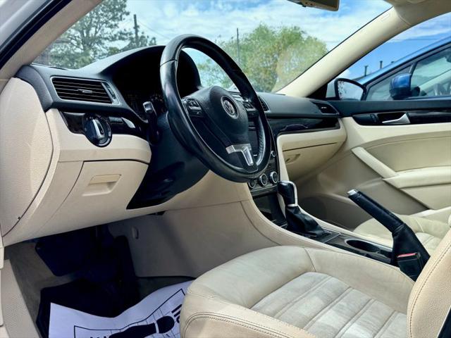 2014 Volkswagen Passat 1.8T SEL Premium