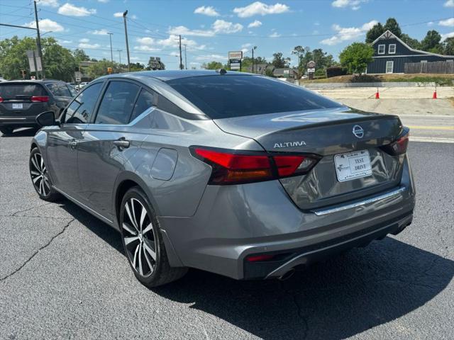 2021 Nissan Altima SR FWD