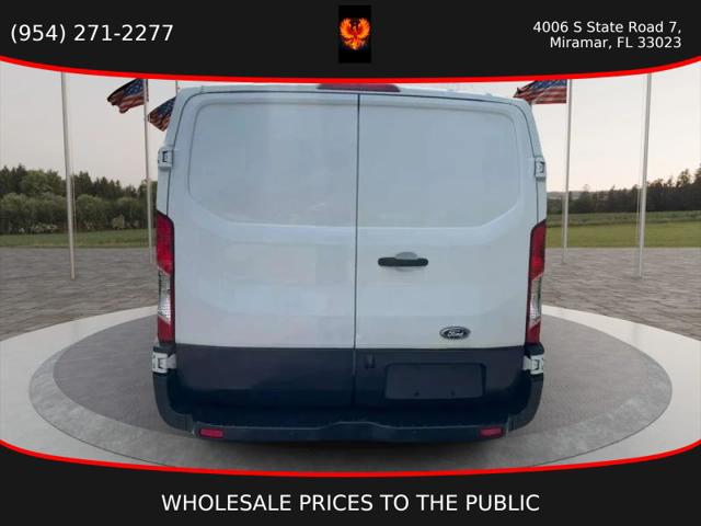 2017 Ford Transit w/60/40 Side Door w/RWB