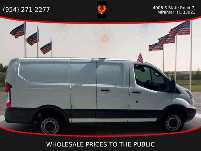 2017 Ford Transit w/60/40 Side Door w/RWB