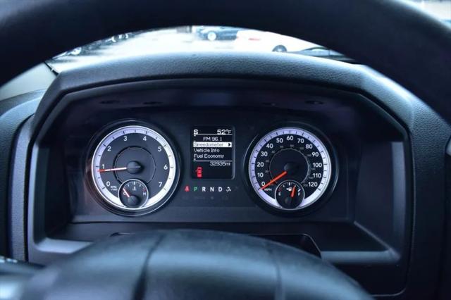 2024 Ram 1500 Classic SLT Quad Cab 4x4 6'4" Box