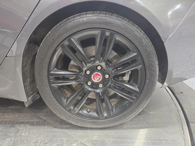 2017 Jaguar XE 25t Prestige