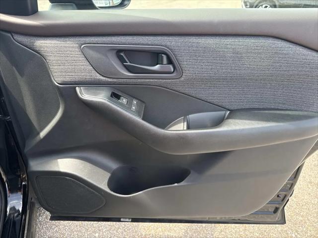 2023 Nissan Rogue S FWD