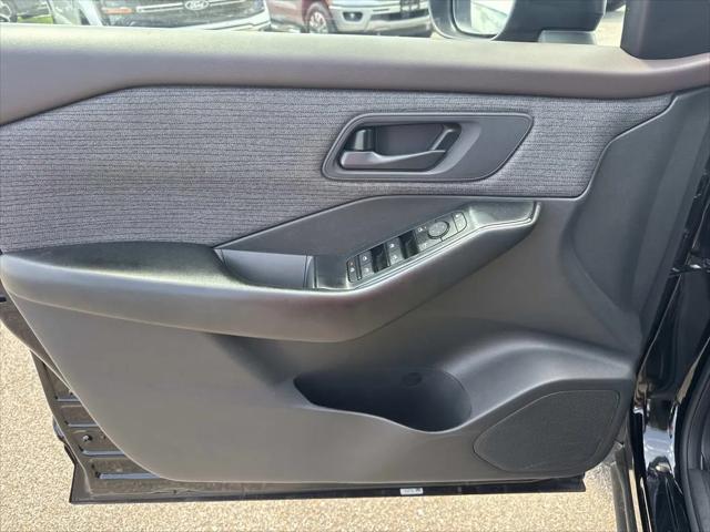 2023 Nissan Rogue S FWD