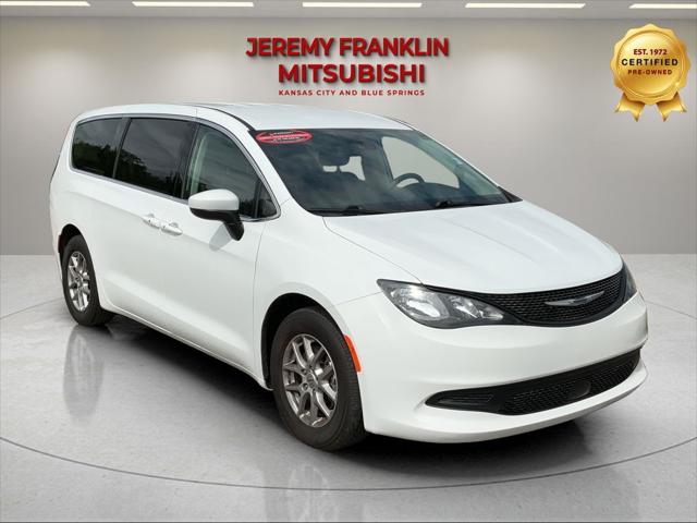 2023 Chrysler Voyager LX for sale in Kansas City, MO