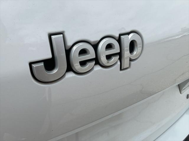 2024 Jeep Grand Cherokee L Laredo 4x4