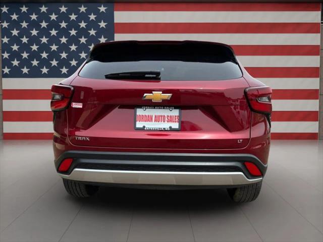2025 Chevrolet Trax FWD LT
