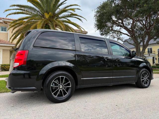 2016 Dodge Grand Caravan R/T