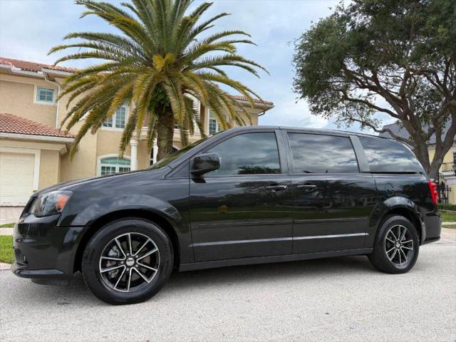 2016 Dodge Grand Caravan R/T