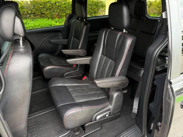 2016 Dodge Grand Caravan R/T