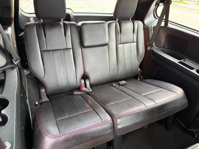 2016 Dodge Grand Caravan R/T