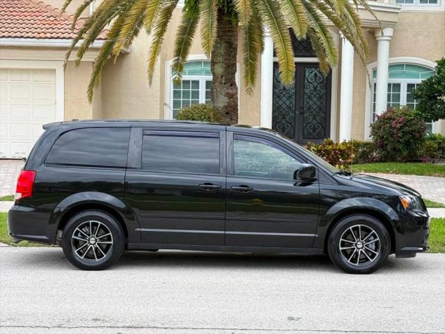 2016 Dodge Grand Caravan R/T