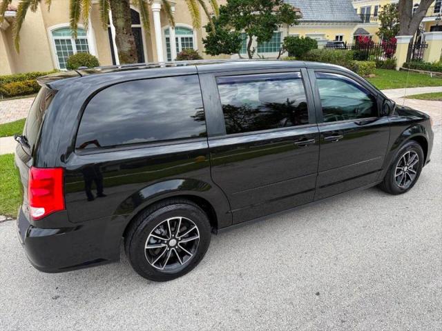 2016 Dodge Grand Caravan R/T