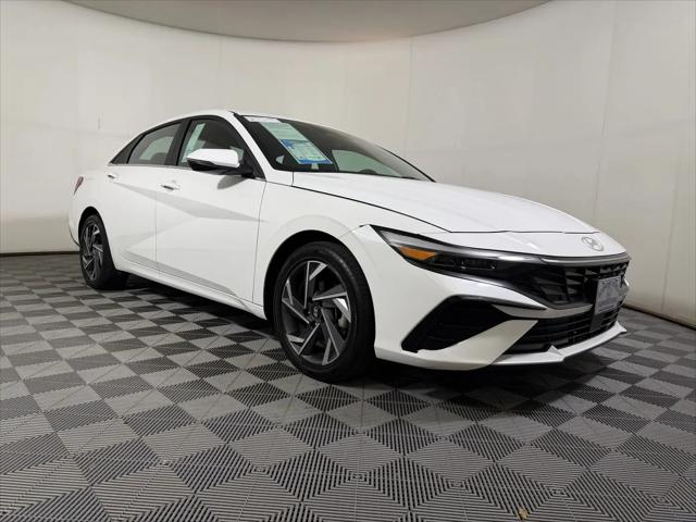 2025 Hyundai Elantra Hybrid Limited