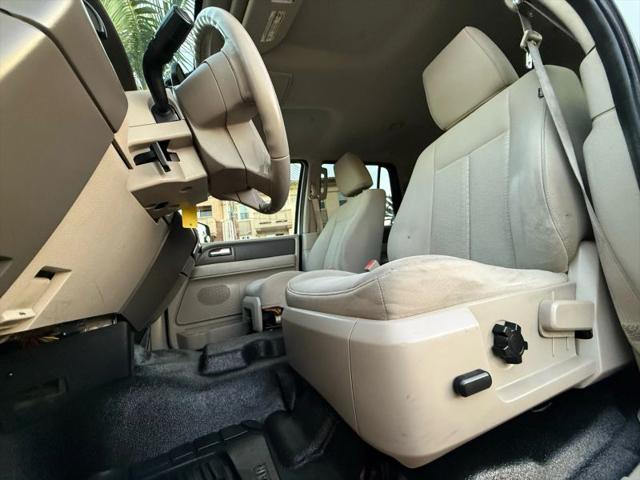 2010 Ford Expedition XLT