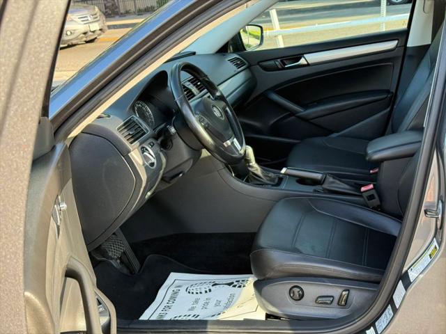 2015 Volkswagen Passat 1.8T Wolfsburg Edition