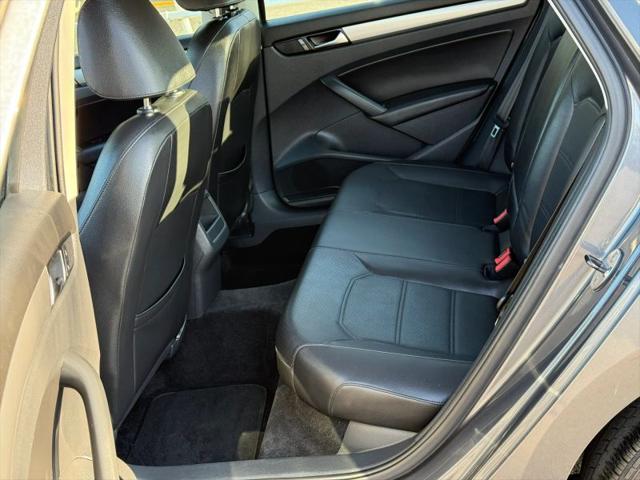 2015 Volkswagen Passat 1.8T Wolfsburg Edition