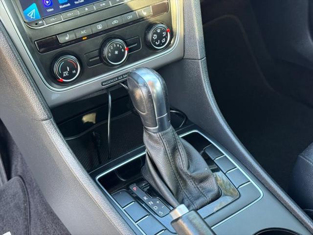 2015 Volkswagen Passat 1.8T Wolfsburg Edition