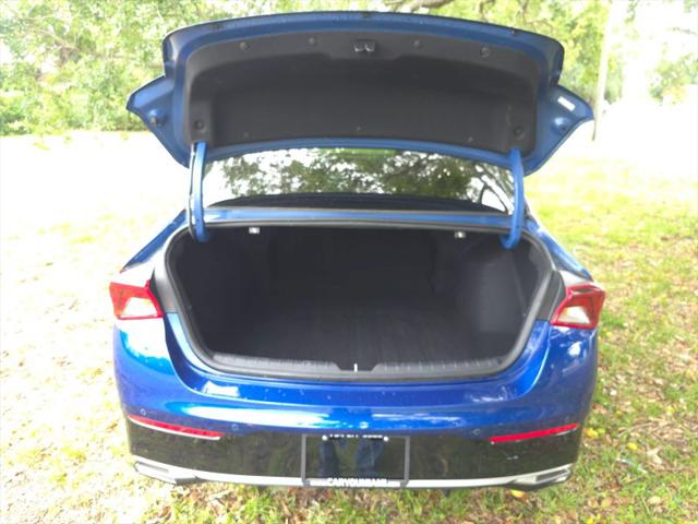 2022 Kia K5 EX
