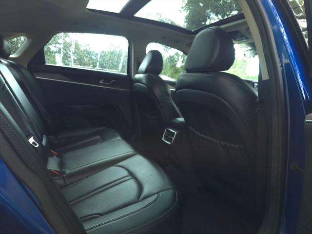2022 Kia K5 EX