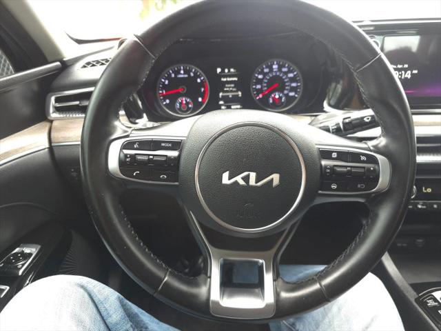 2022 Kia K5 EX