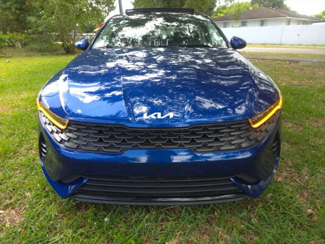 2022 Kia K5 EX