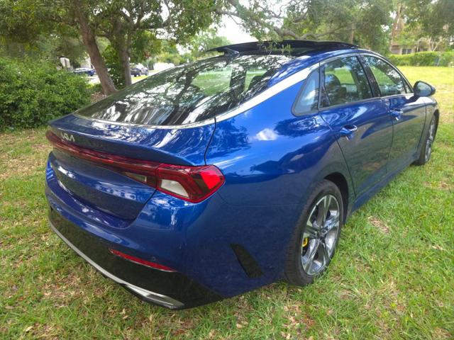 2022 Kia K5 EX