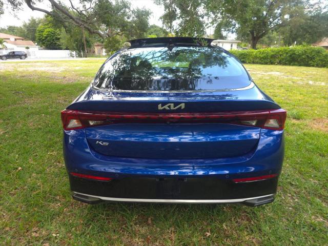 2022 Kia K5 EX