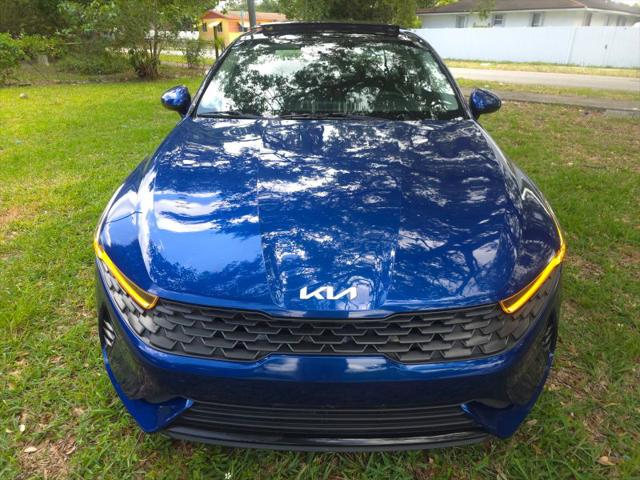 2022 Kia K5 EX